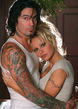 Tommy Lee 55 Engaged To 31 Year Old Yt Star